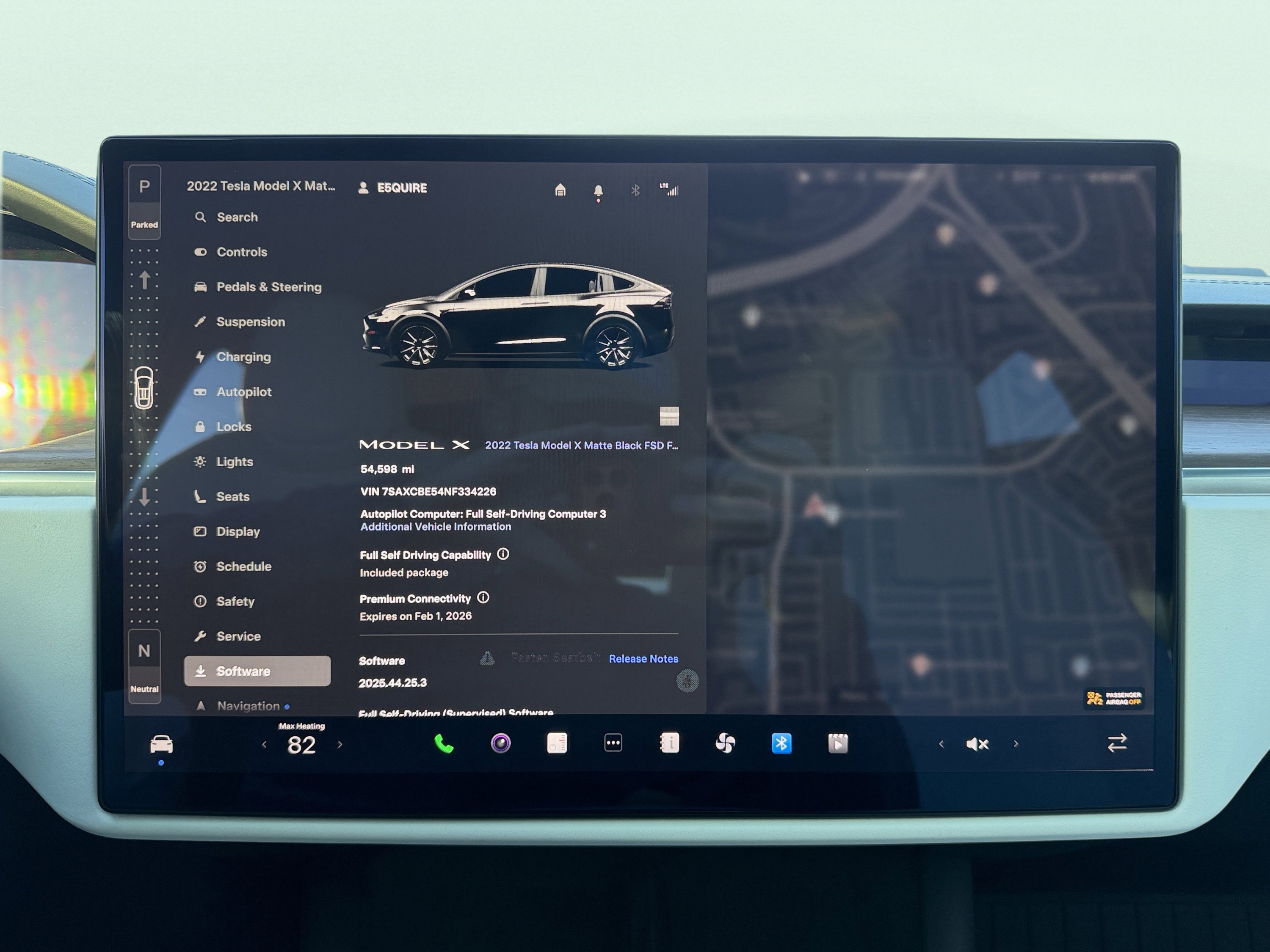 Used 2022 Tesla Model X image 93