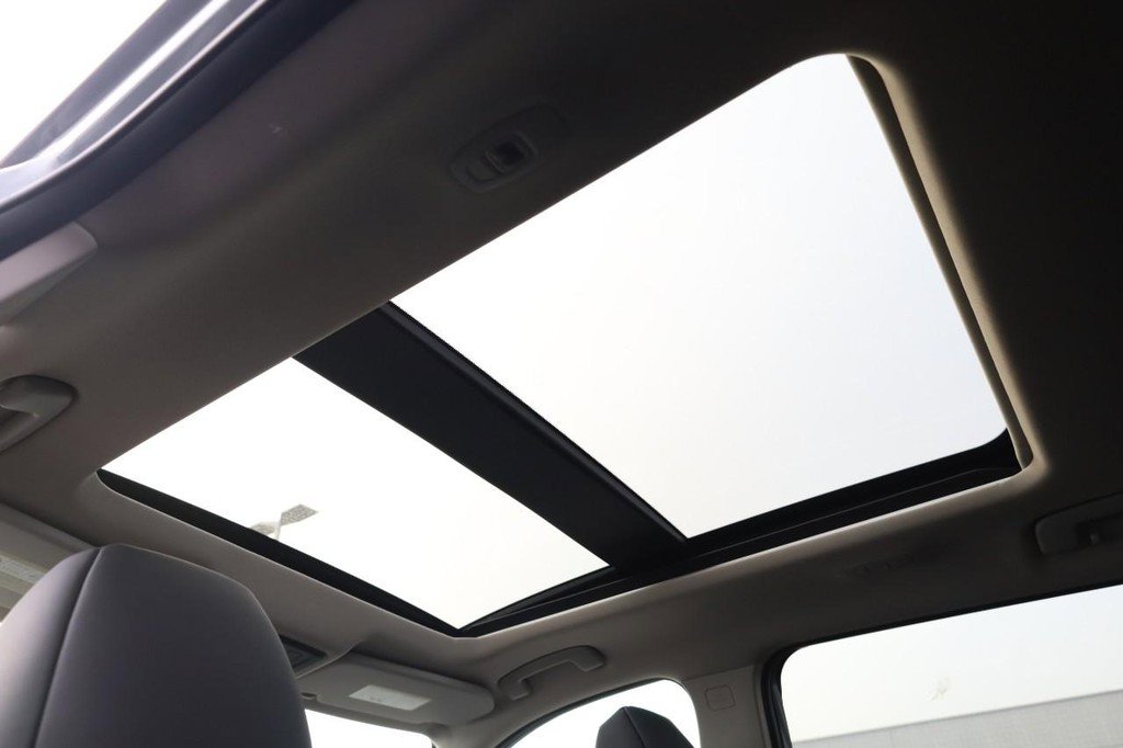 New 2026 Nissan Rogue SV image 9