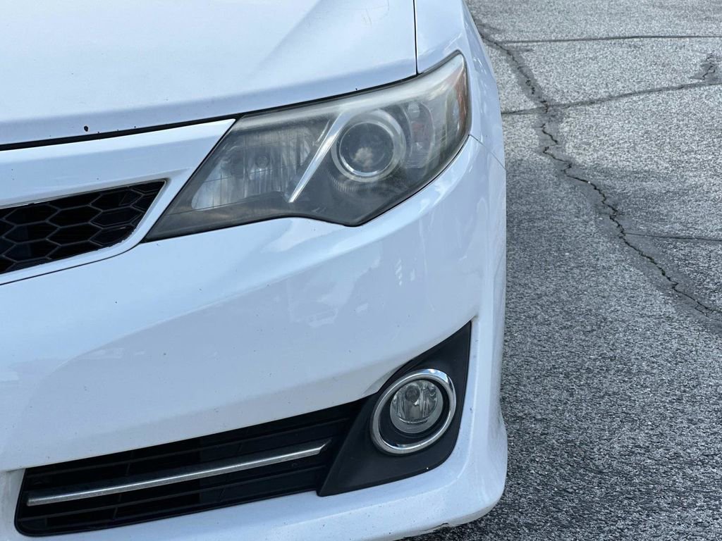 Used 2013 Toyota Camry SE image 8