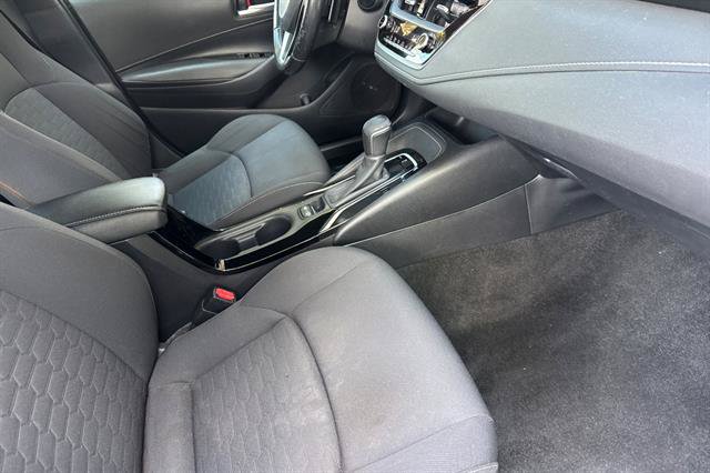 Used 2019 Toyota Corolla SE FWD image 16