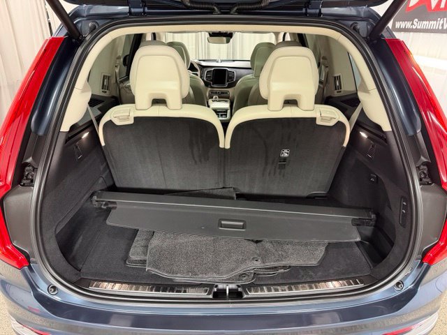 Used 2022 Volvo XC90 T8 Inscription AWD/4WD image 10