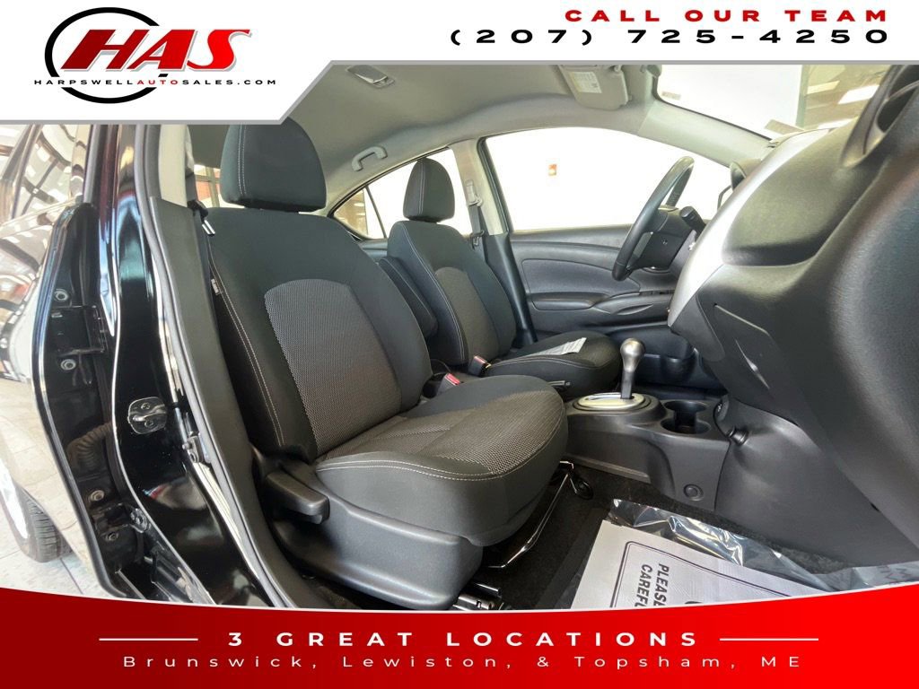 Used 2019 Nissan Versa SV w/ SV Special Edition Package image 13