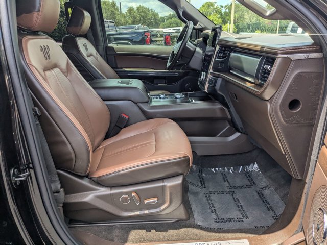 Used 2024 Ford Expedition Max King Ranch AWD/4WD image 18