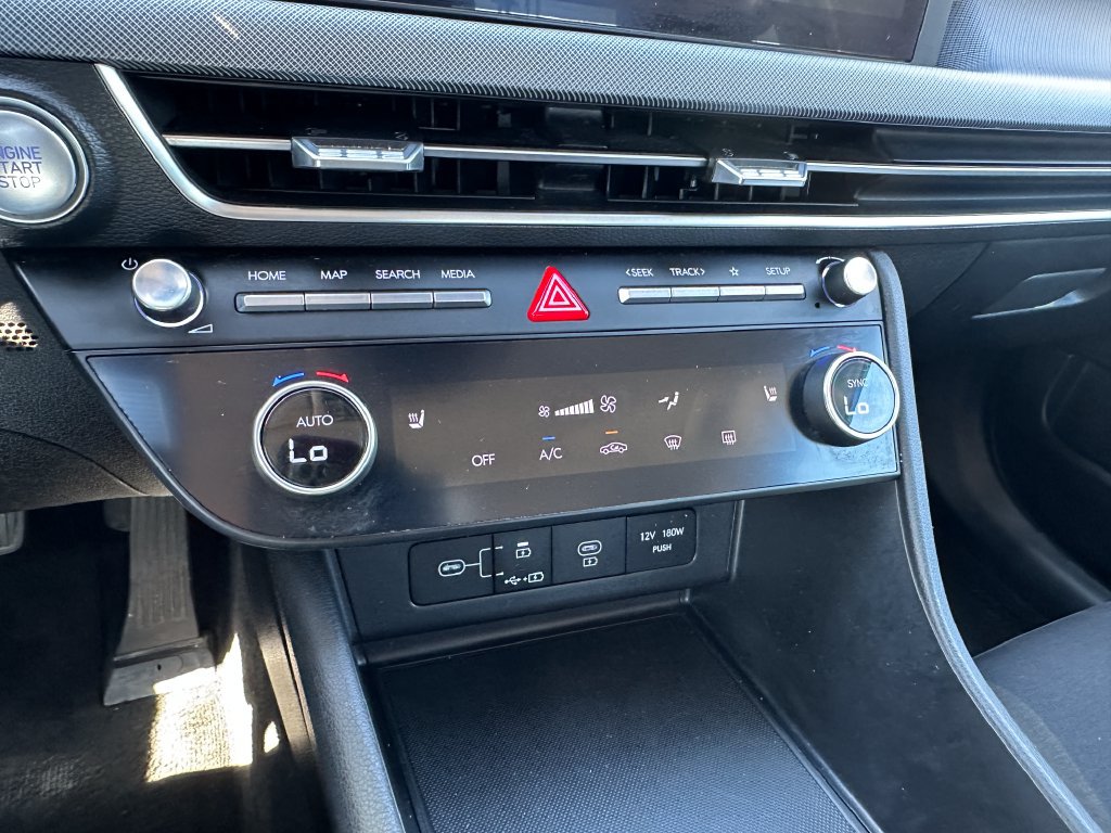 Used 2025 Hyundai Sonata SEL FWD image 30