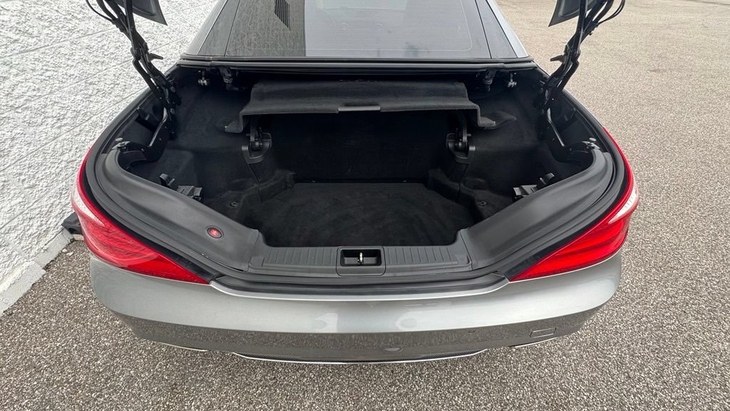 Used 2013 Mercedes-Benz SL 550 image 11