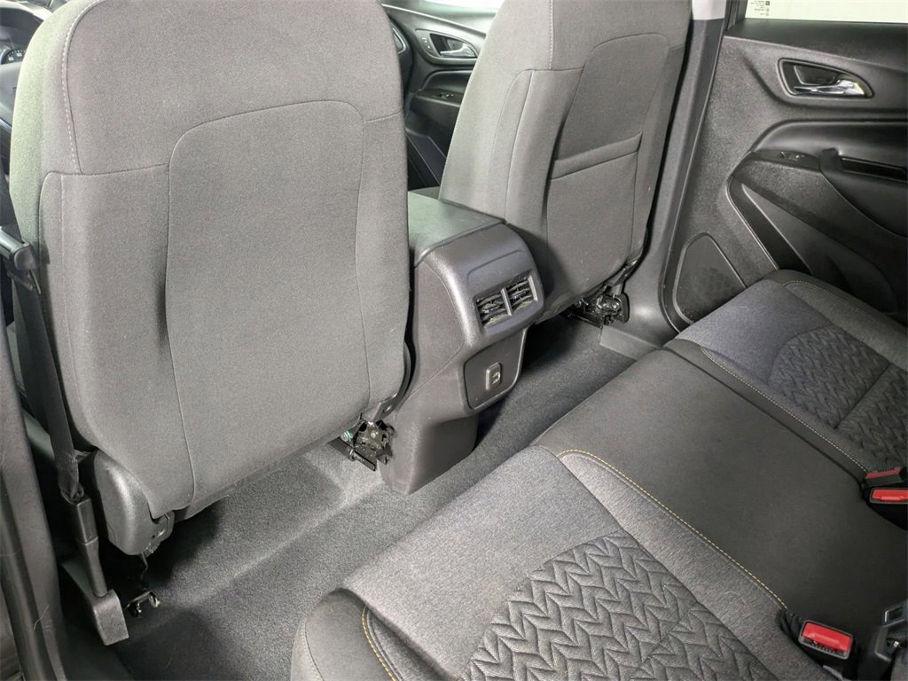 Used 2024 Chevrolet Equinox LT image 27