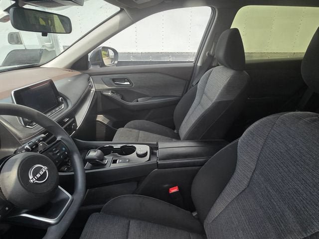 Used 2023 Nissan Rogue SV AWD/4WD image 9