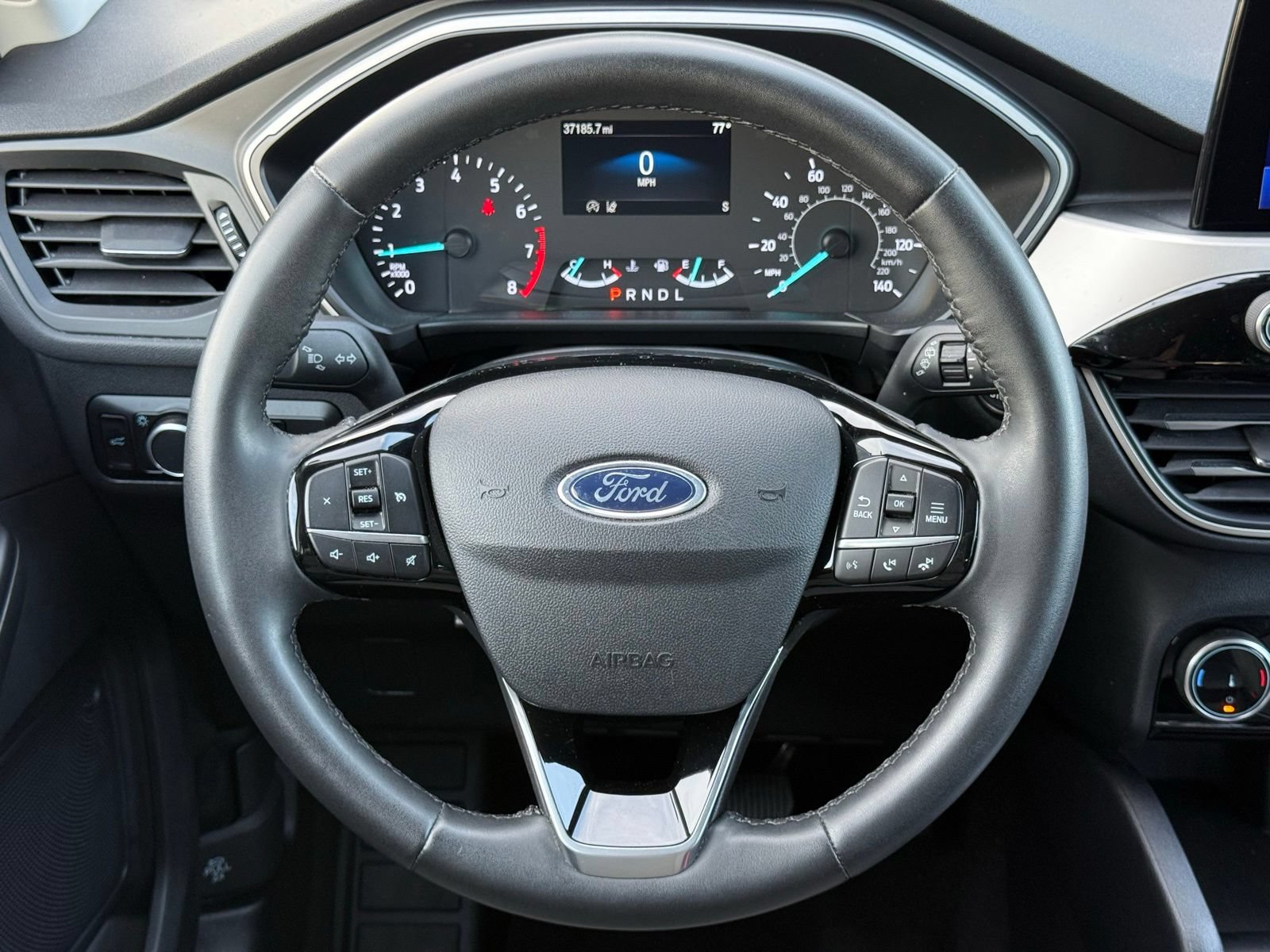 Used 2022 Ford Escape SE w/ Convenience Package FWD image 27