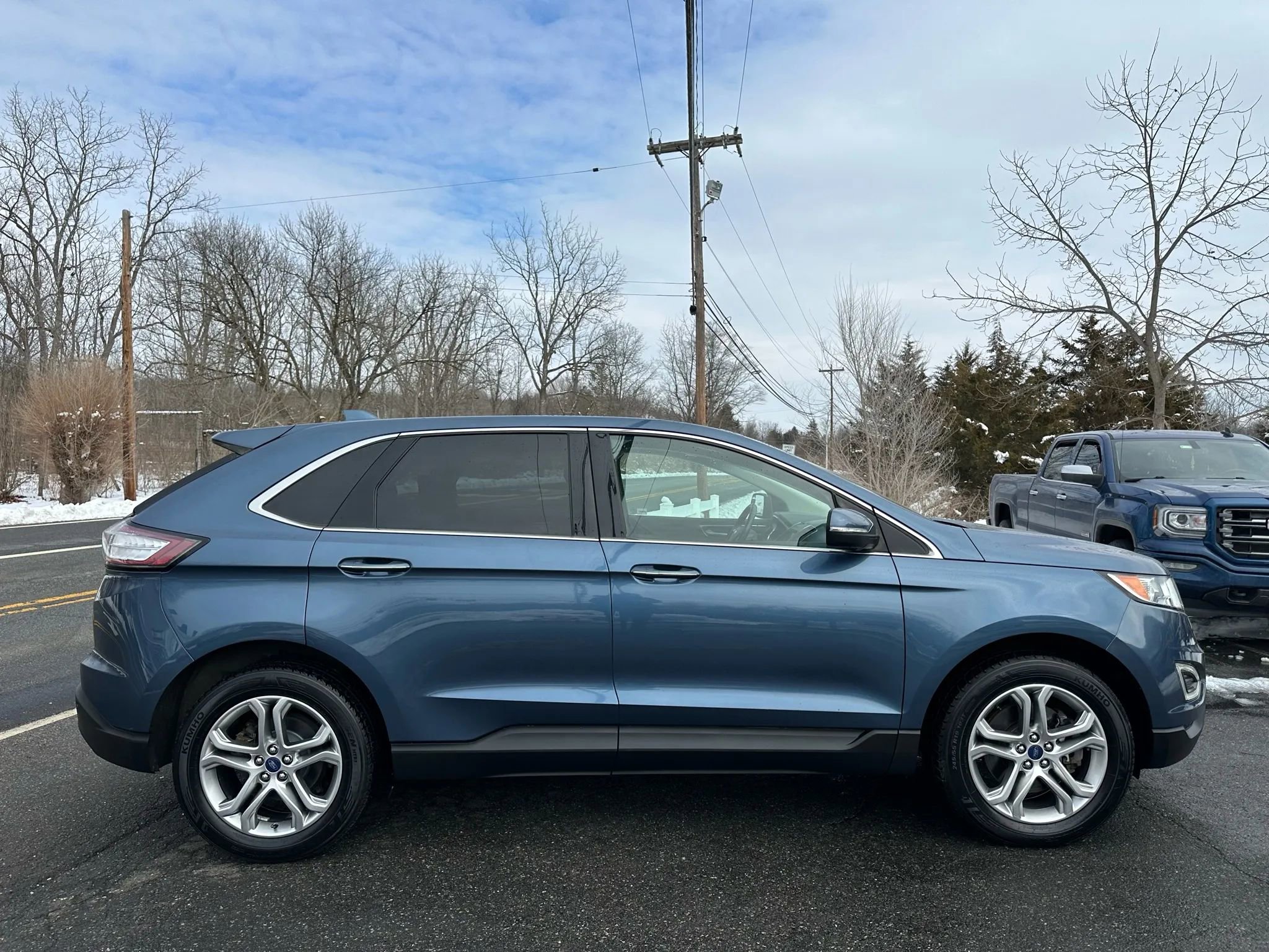 Used 2018 Ford Edge Titanium w/ Equipment Group 301A image 8