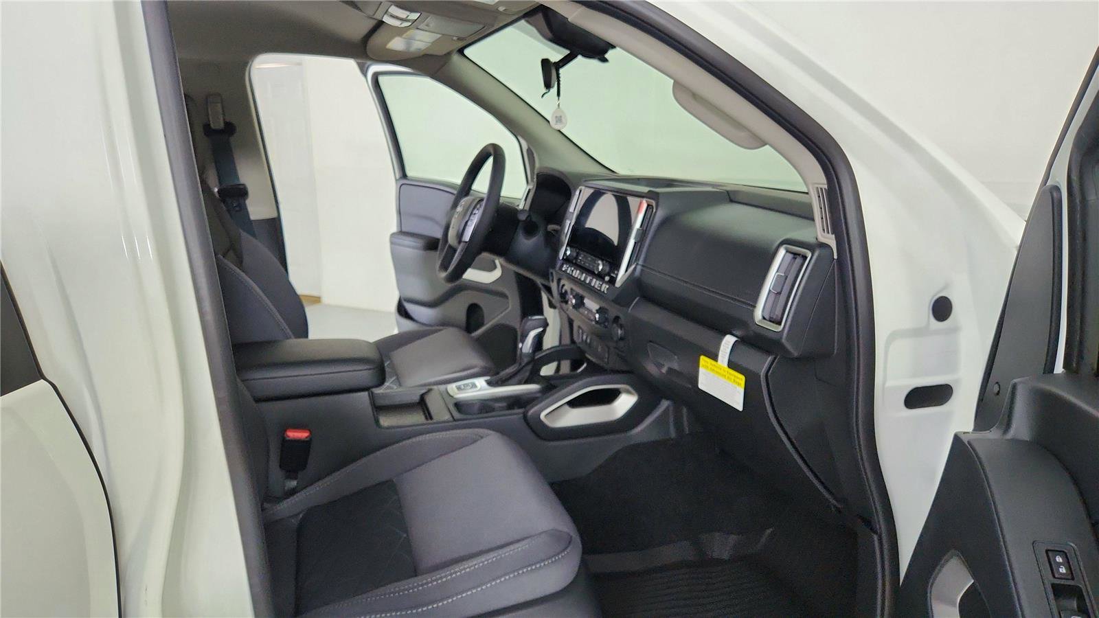 New 2026 Nissan Frontier SV w/ All-Weather Content Package image 23