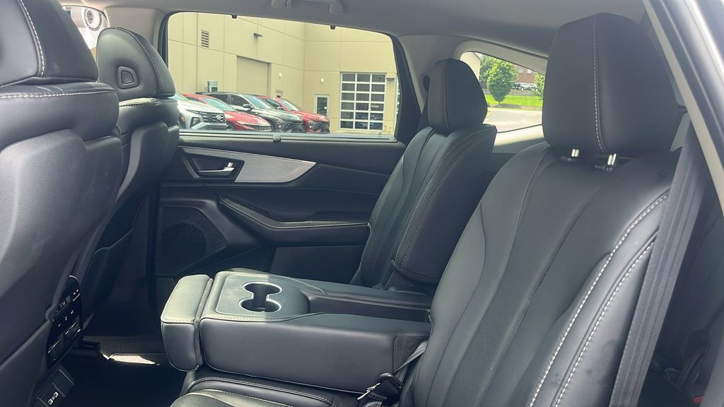 Used 2023 Acura MDX SH-AWD w/ Technology Package image 31