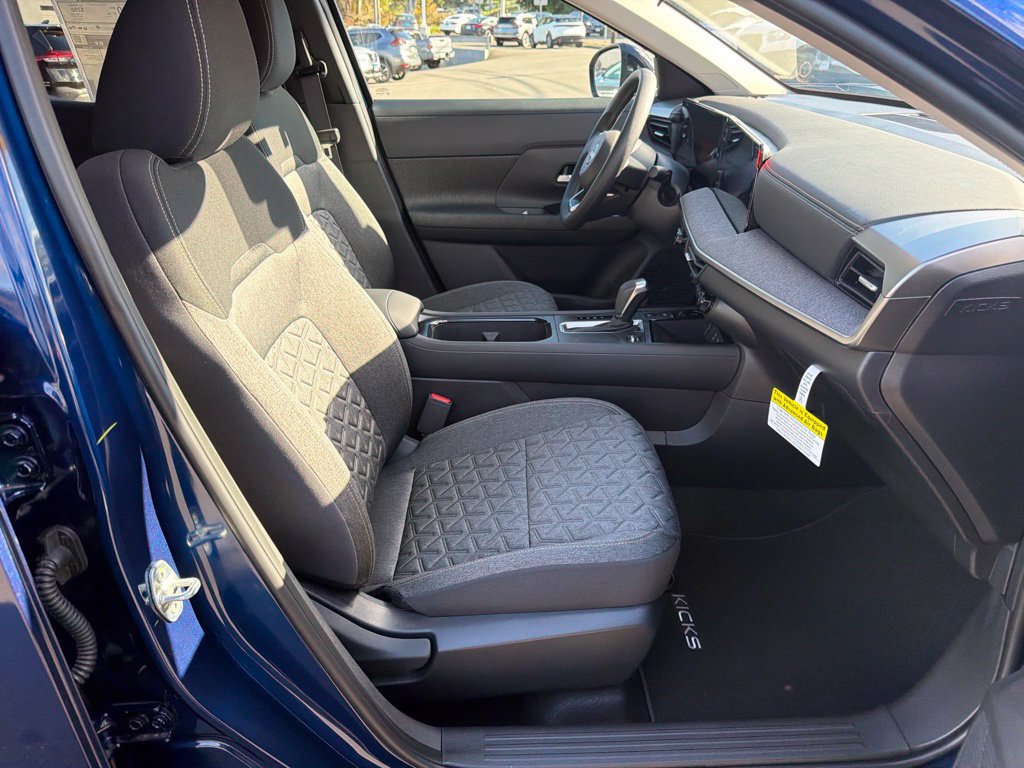 New 2027 Nissan Kicks SV AWD/4WD image 30