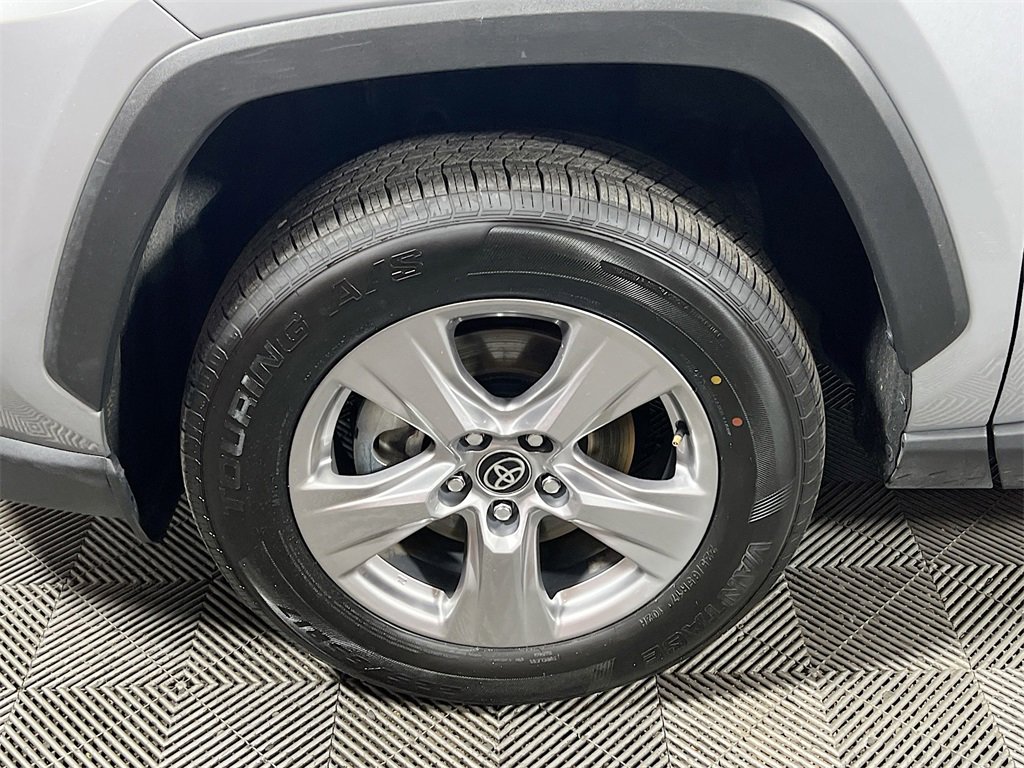 Certified 2024 Toyota RAV4 XLE image 28