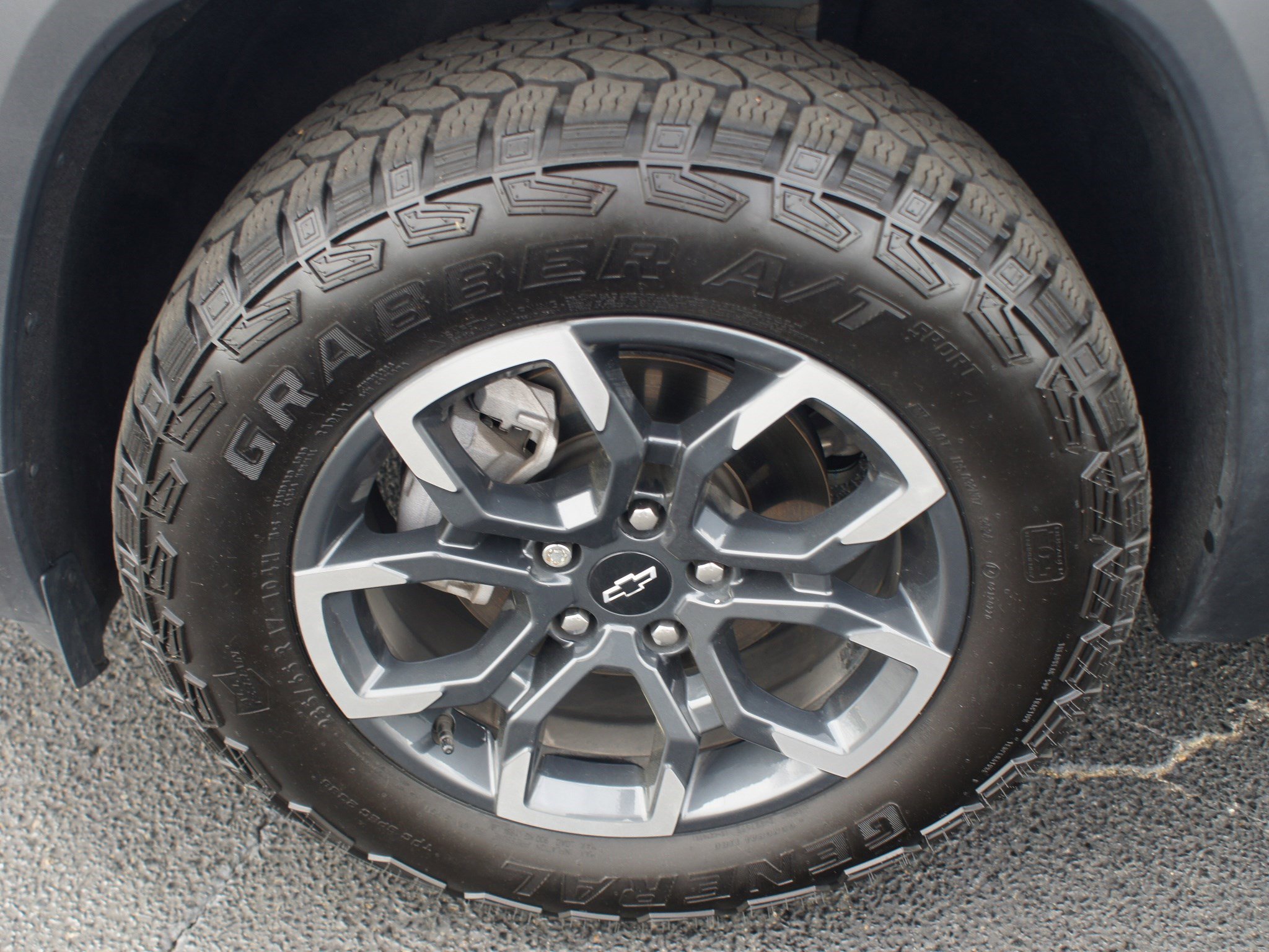 Certified 2025 Chevrolet Equinox ACTIV FWD image 25