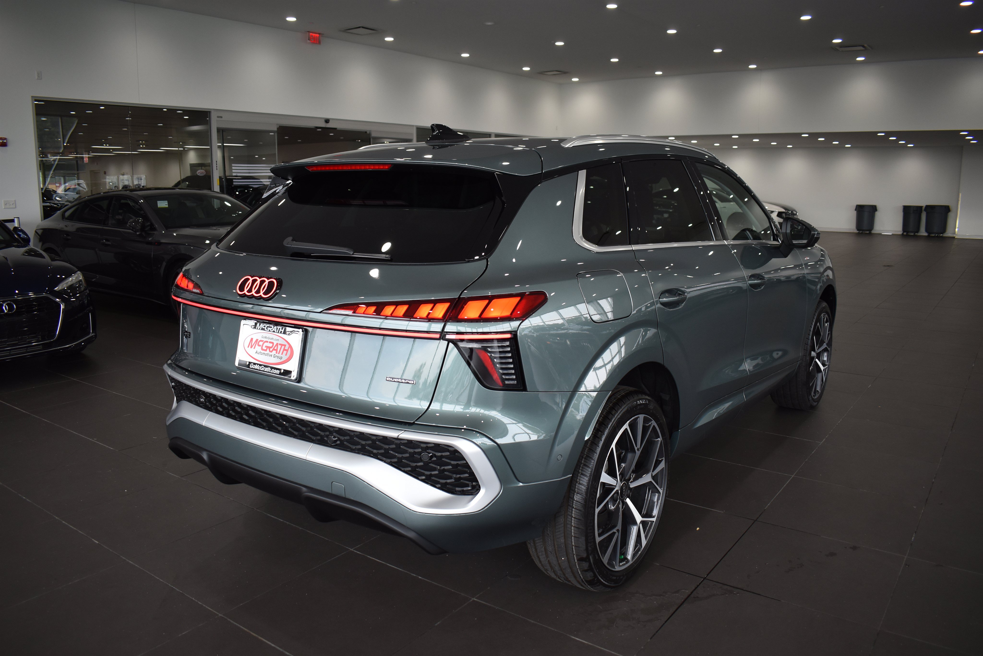 New 2026 Audi Q3 quattro 2.0T AWD/4WD image 7