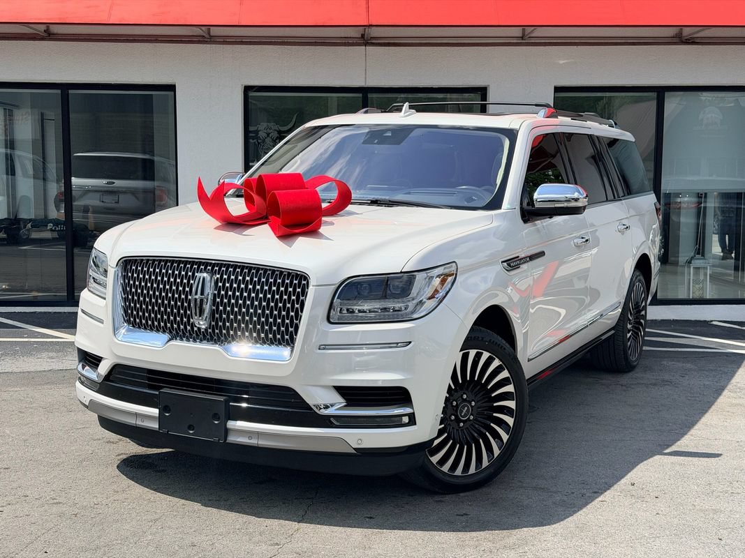 Used 2018 Lincoln Navigator L Black Label w/ Cargo Package AWD/4WD image 1