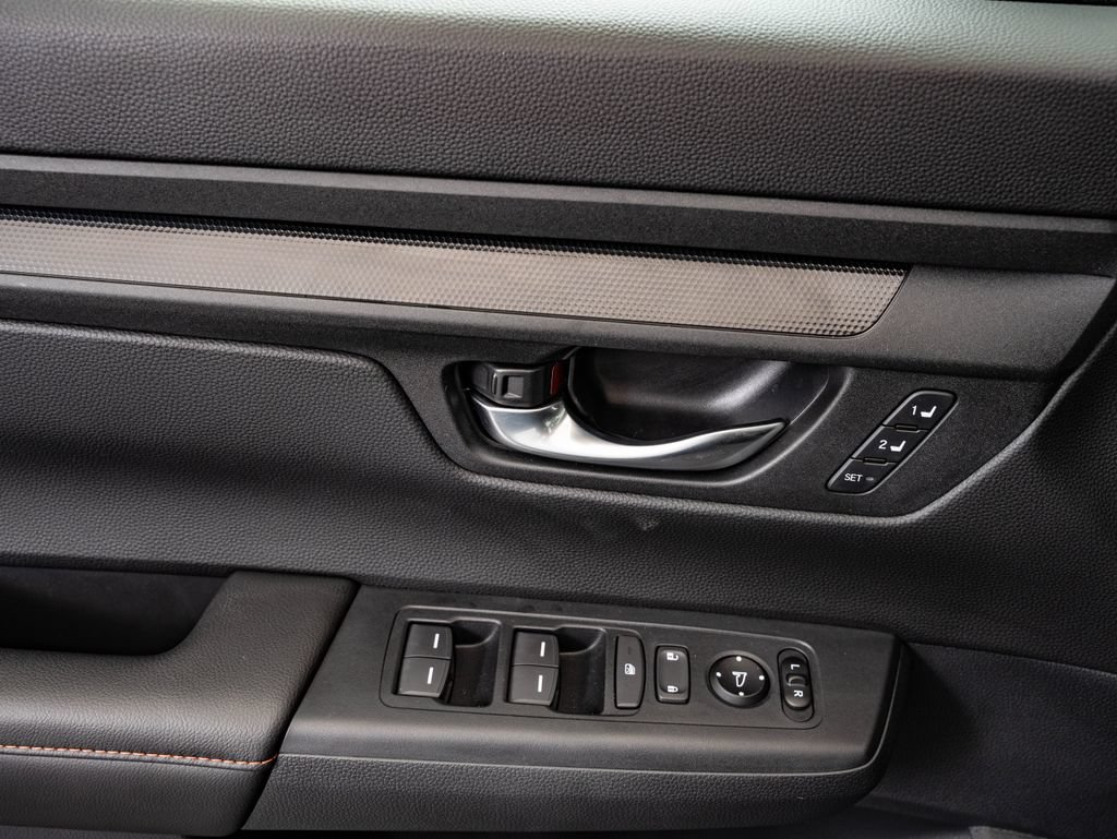 Used 2025 Honda CR-V Sport-L image 26