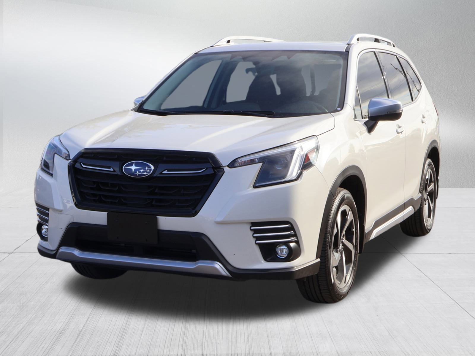Used 2024 Subaru Forester Touring w/ POP Package 3 image 3