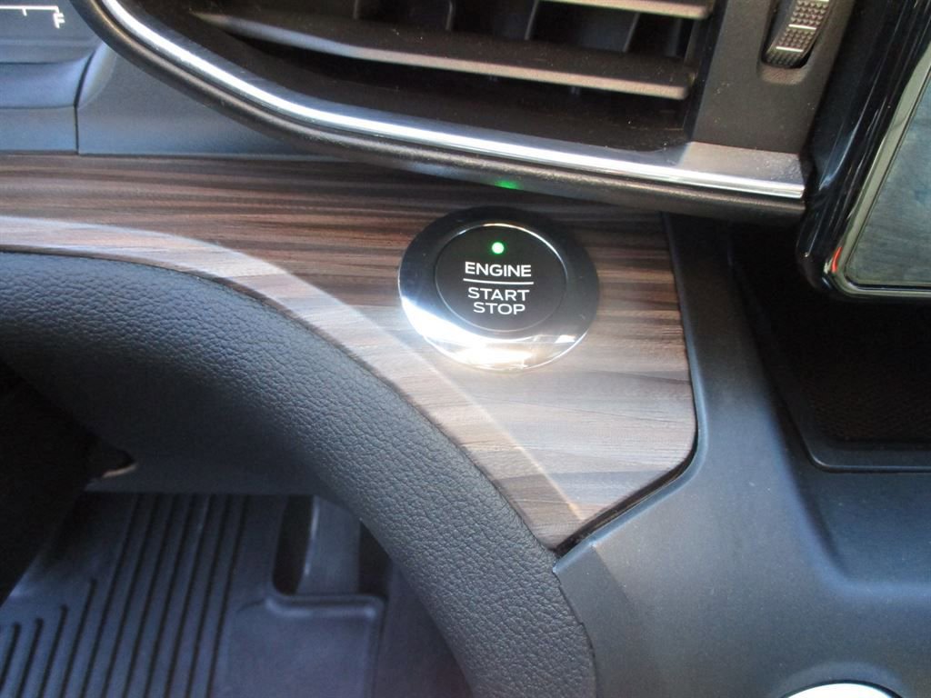 Used 2020 Ford Explorer Limited w/ Class III Trailer Tow Package image 19