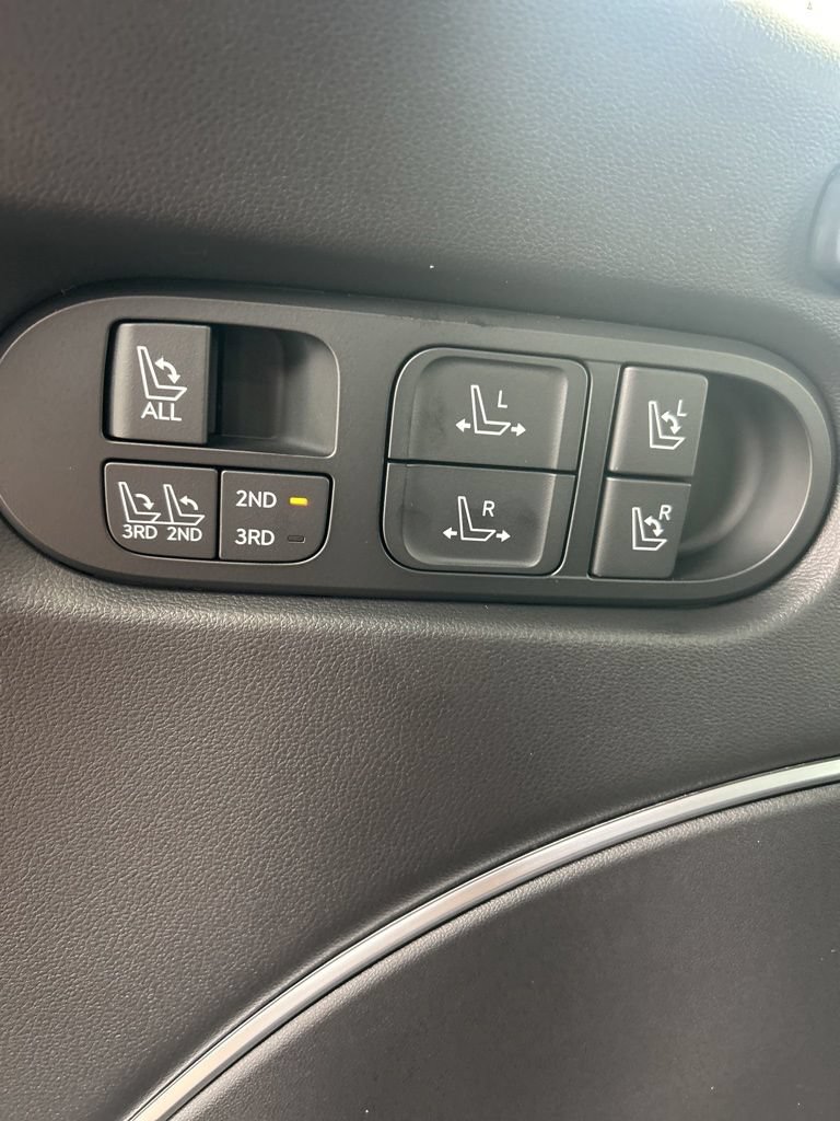 New 2026 Hyundai Palisade Calligraphy AWD/4WD image 13