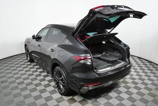Certified 2022 Maserati Levante Trofeo AWD/4WD image 29