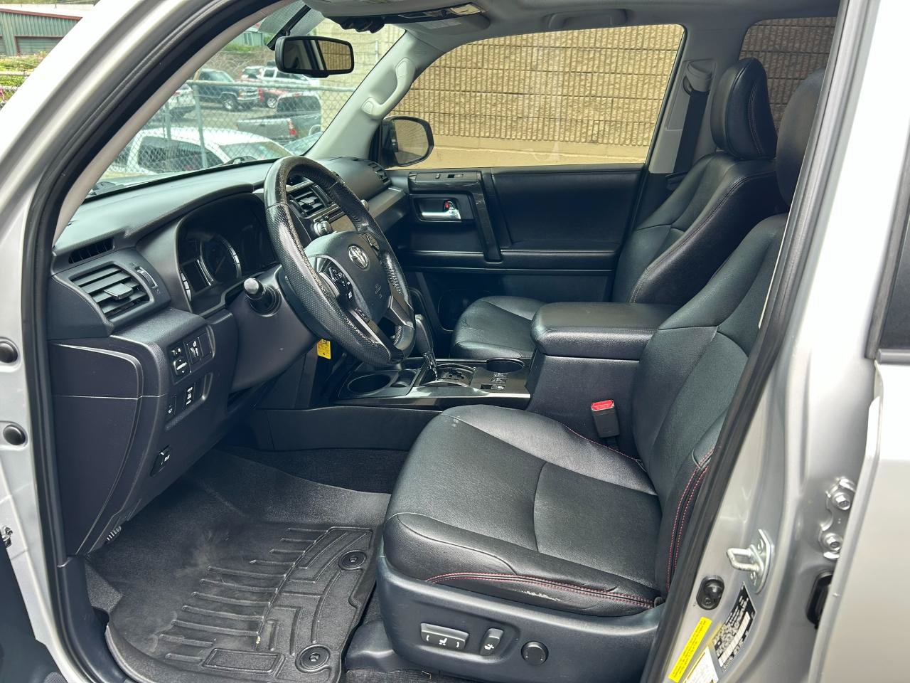 Used 2015 Toyota 4Runner Trail Premium AWD/4WD image 10