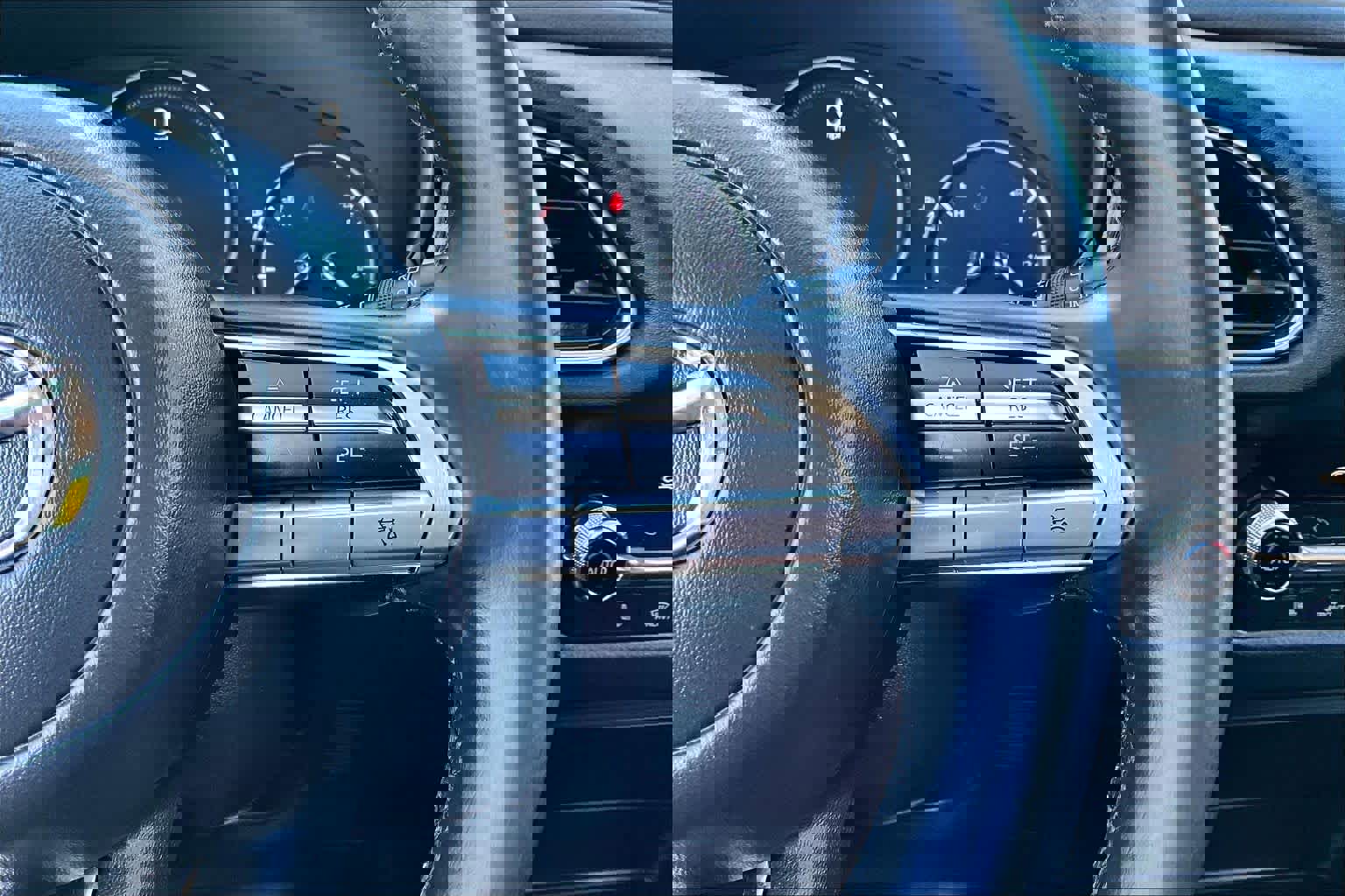 Used 2021 MAZDA CX-30 AWD 2.5 S w/ Premium Package image 25