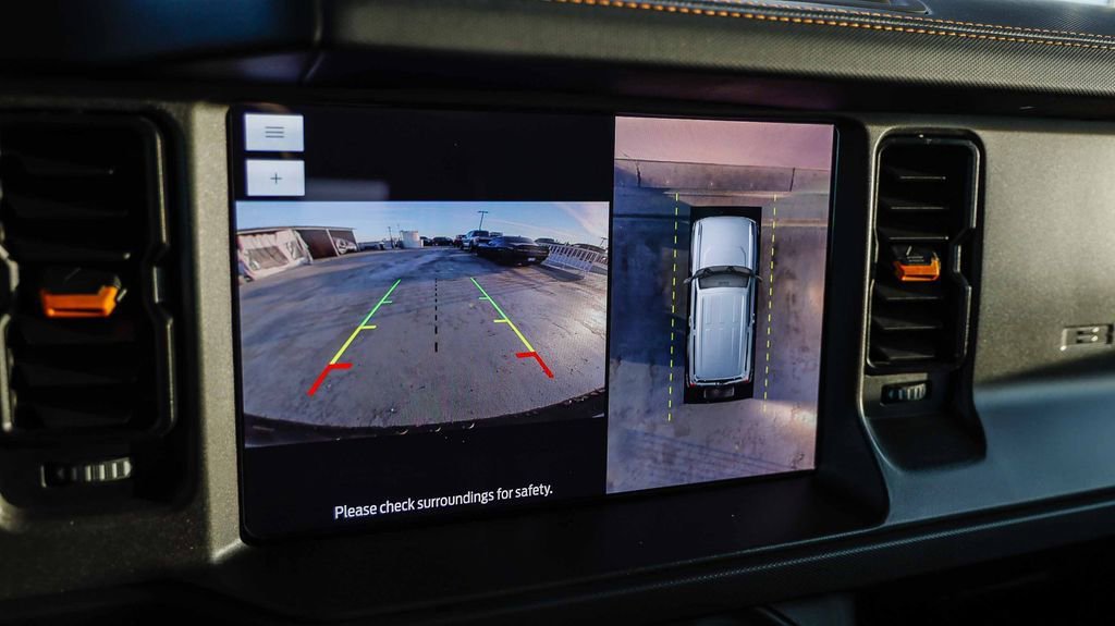 Used 2024 Ford Bronco Badlands image 29