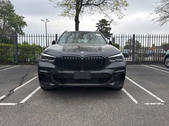 Used 2022 BMW X5 xDrive40i AWD/4WD image 2