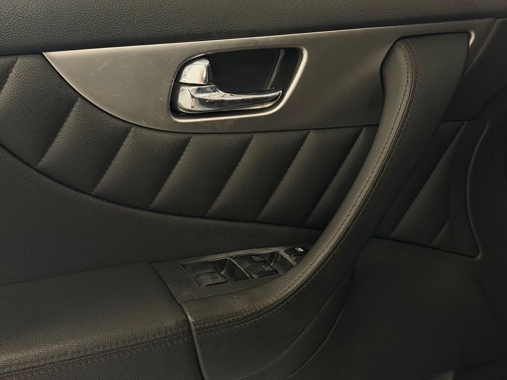 Used 2016 INFINITI QX70 AWD image 13