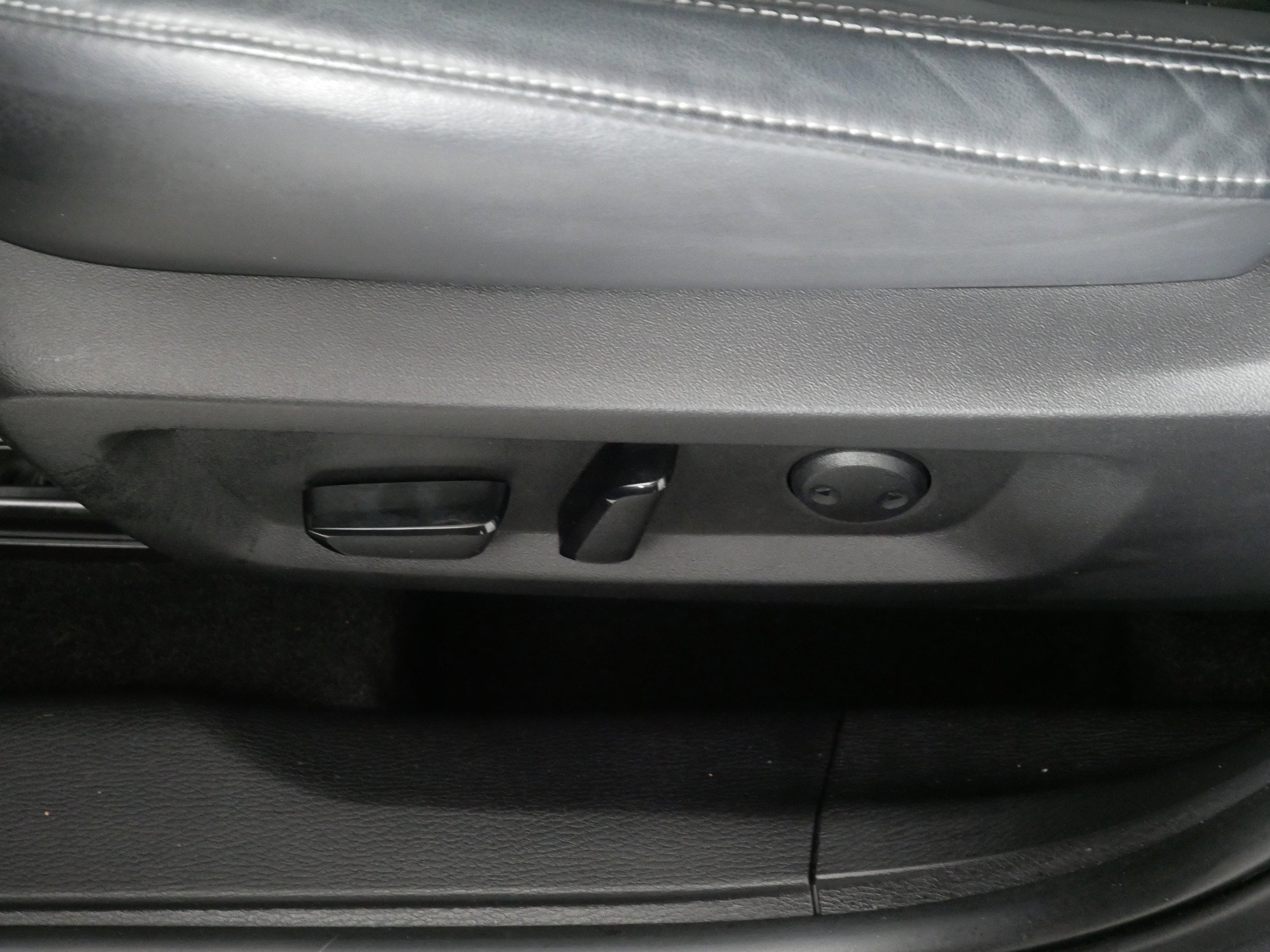 Used 2022 Mitsubishi Outlander SE image 20