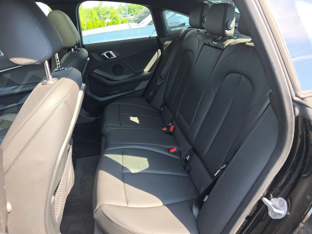 Used 2023 BMW X1 xDrive28i AWD/4WD image 10