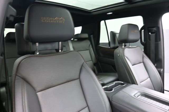 Used 2024 Chevrolet Tahoe High Country w/ Advanced Technology Package AWD/4WD image 29