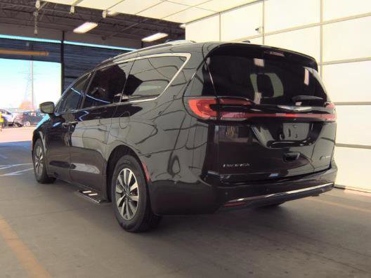 Used 2021 Chrysler Pacifica Touring-L image 7