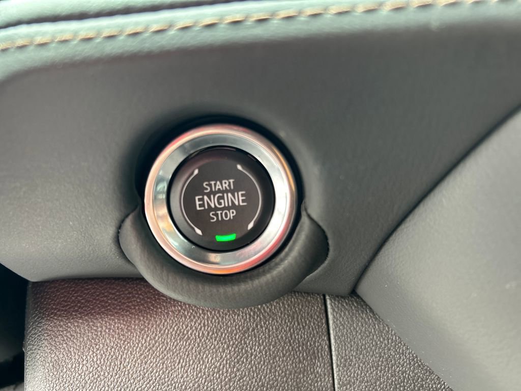 Certified 2025 Chevrolet Tahoe High Country w/ Sun And Tow Package image 27