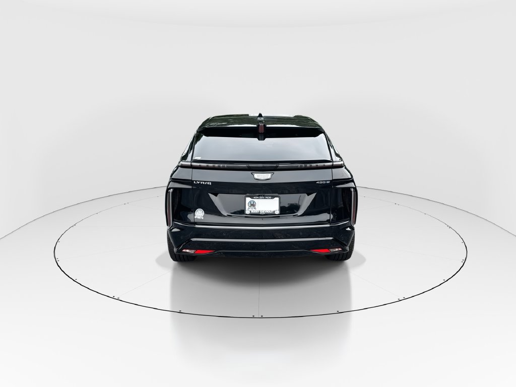 Used 2024 Cadillac Lyriq Luxury RWD image 7