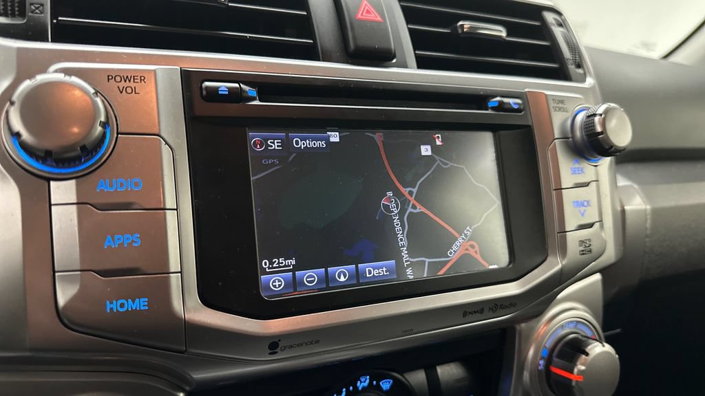 Used 2018 Toyota 4Runner SR5 Premium AWD/4WD image 19
