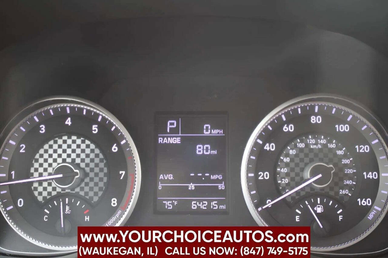 Used 2019 Hyundai Elantra SE w/ Cargo Package FWD image 14