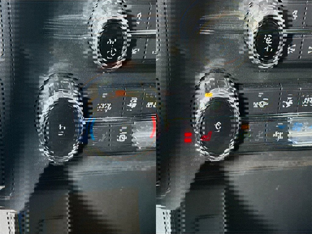 Used 2022 Ford F150 XLT w/ Equipment Group 302A High image 15