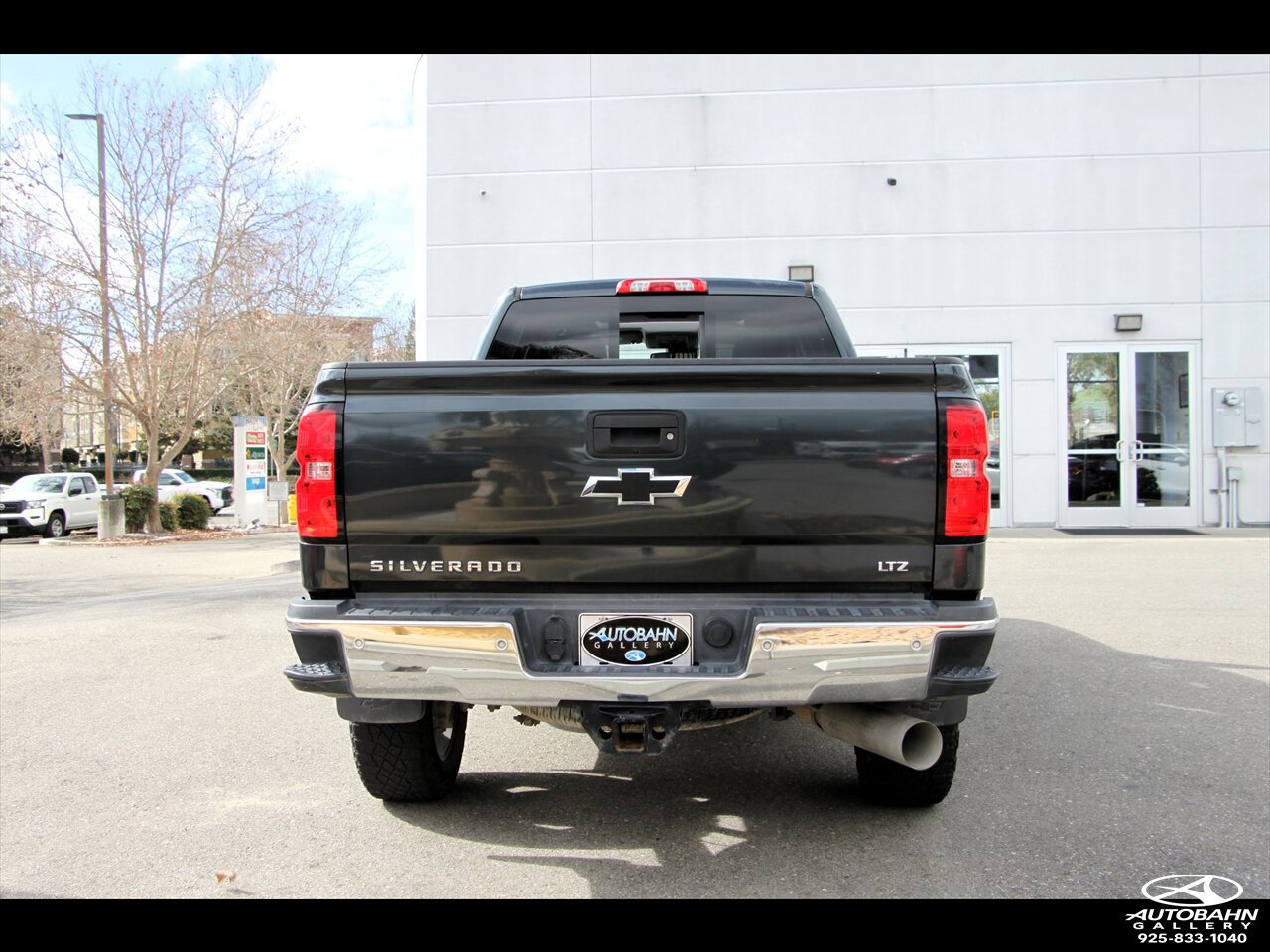 Used 2019 Chevrolet Silverado 2500 LTZ w/ Duramax Plus Package AWD/4WD image 8