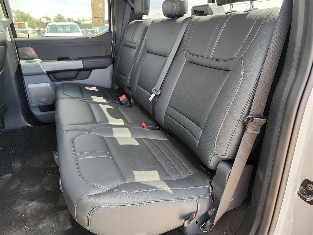 New 2025 Ford F250 XLT w/ Black Appearance Package image 12