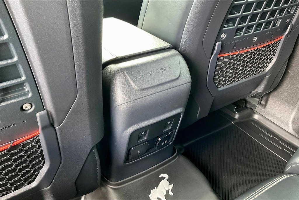 Used 2024 Ford Bronco Raptor AWD/4WD image 10