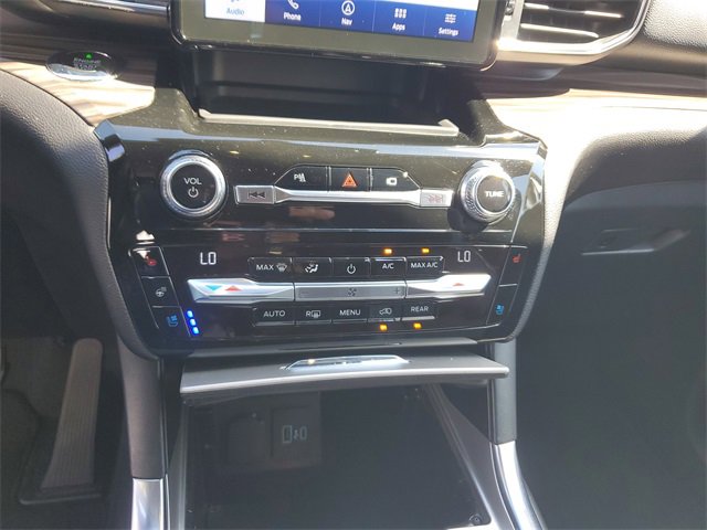 Used 2021 Ford Explorer Limited w/ Hybrid Equipment Group 310A image 29