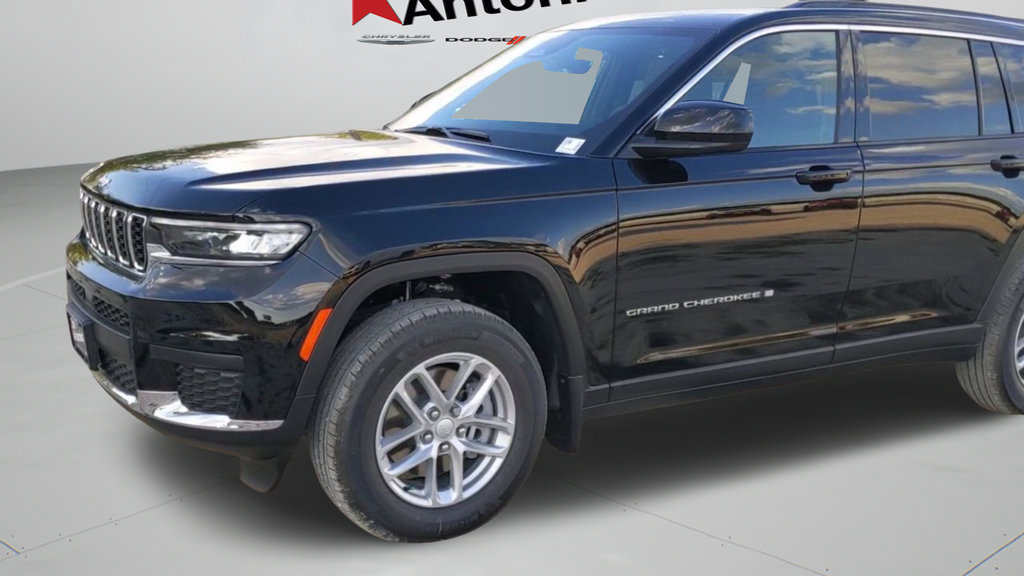 Used 2025 Jeep Grand Cherokee L Laredo w/ Luxury Tech Group I RWD image 39