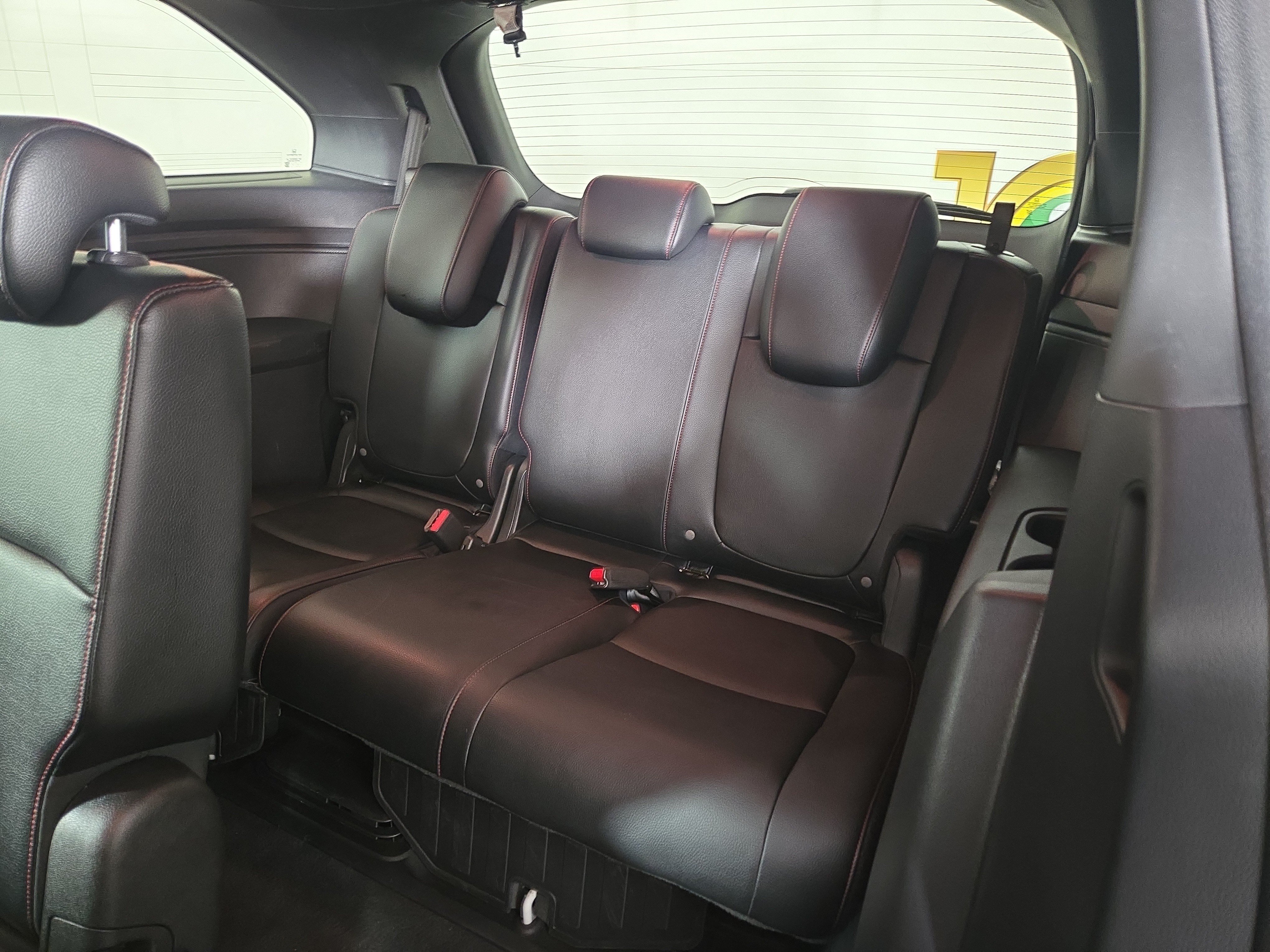 Used 2025 Honda Odyssey Sport-L image 13