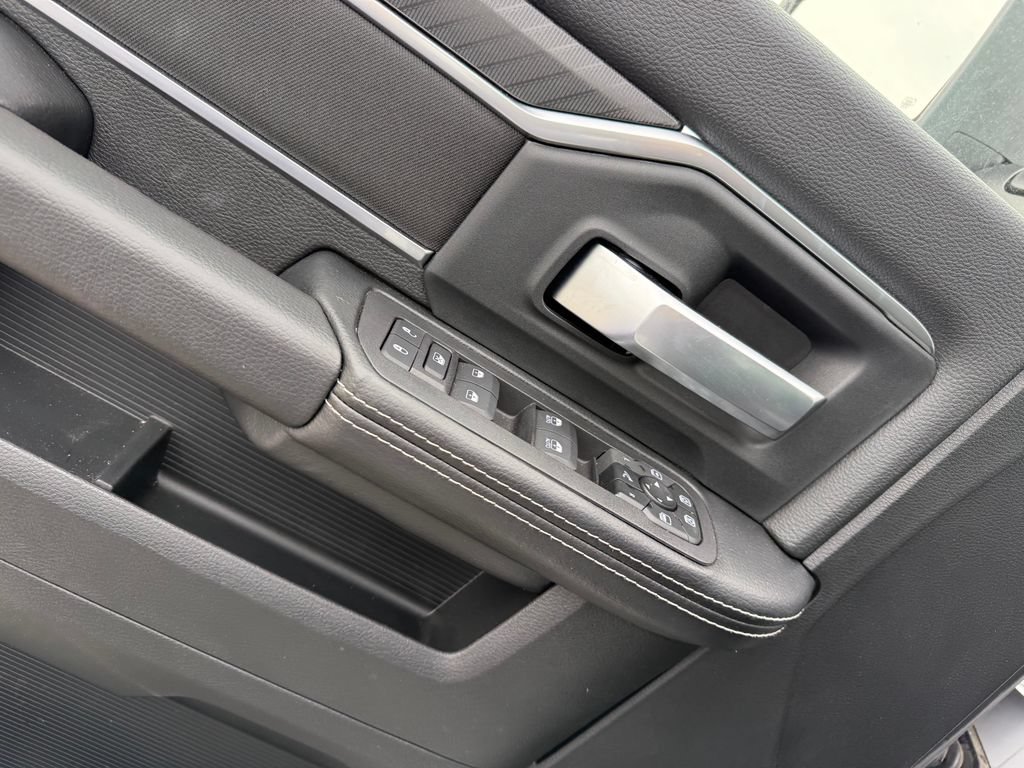 New 2025 RAM 2500 Big Horn AWD/4WD image 11