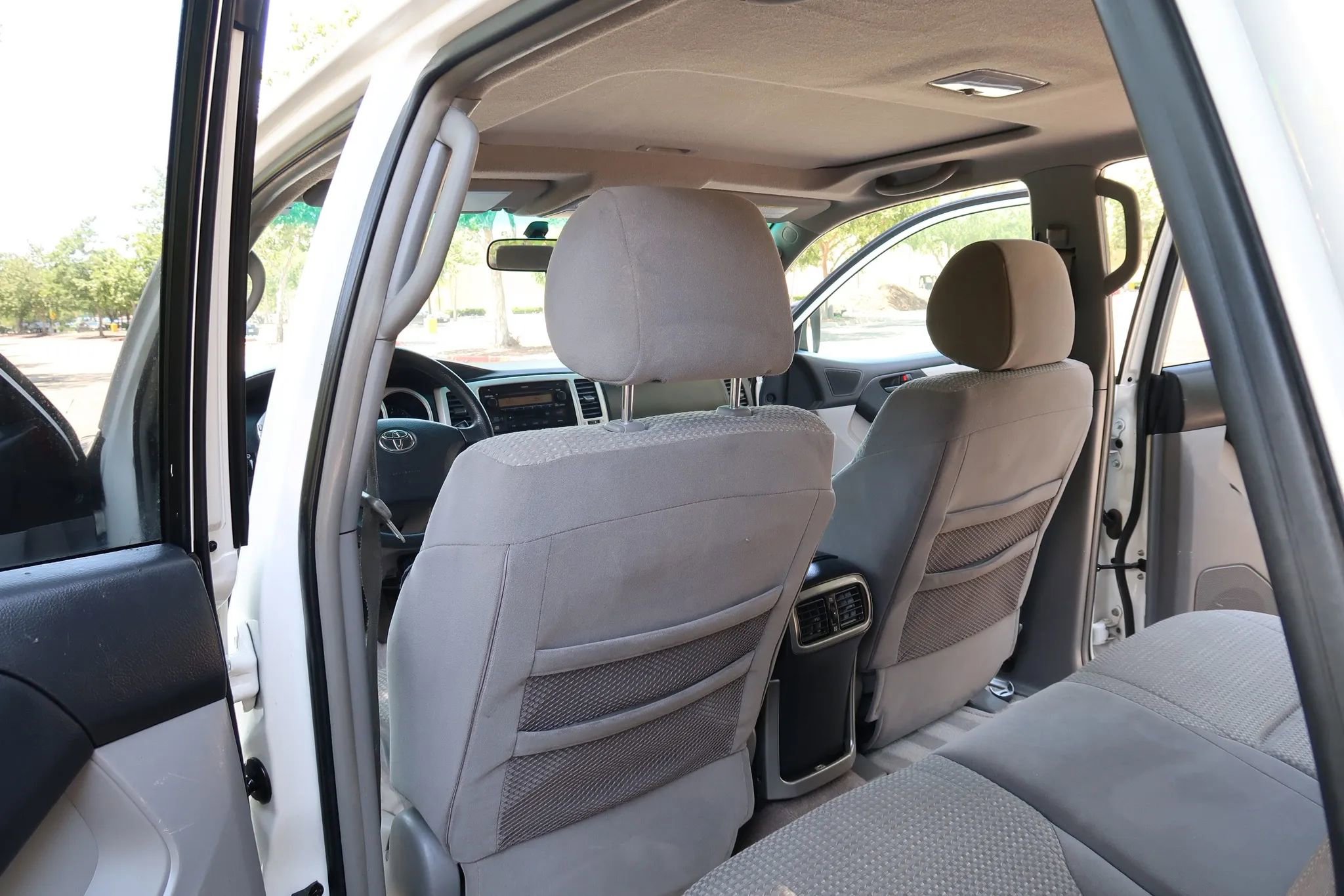 Used 2005 Toyota 4Runner Sport AWD/4WD image 19