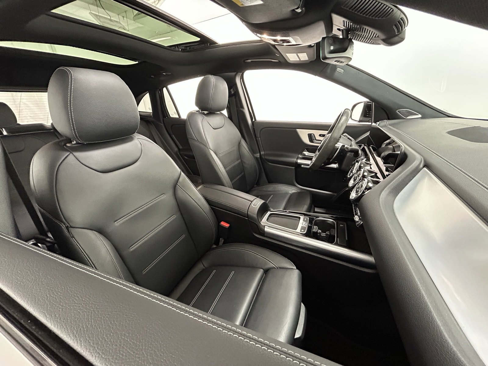 Used 2024 Mercedes-Benz GLA 35 AMG GLA 35 AMG image 43