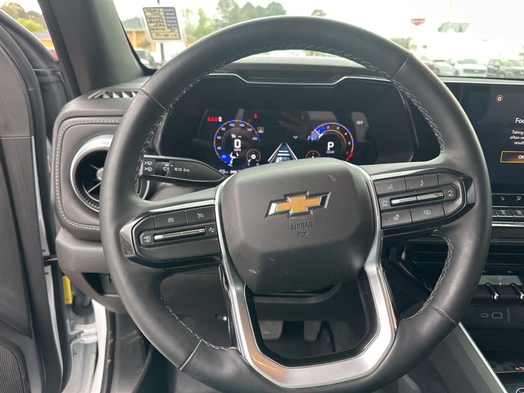 Used 2024 Chevrolet Colorado LT w/ LT Convenience Package III image 17