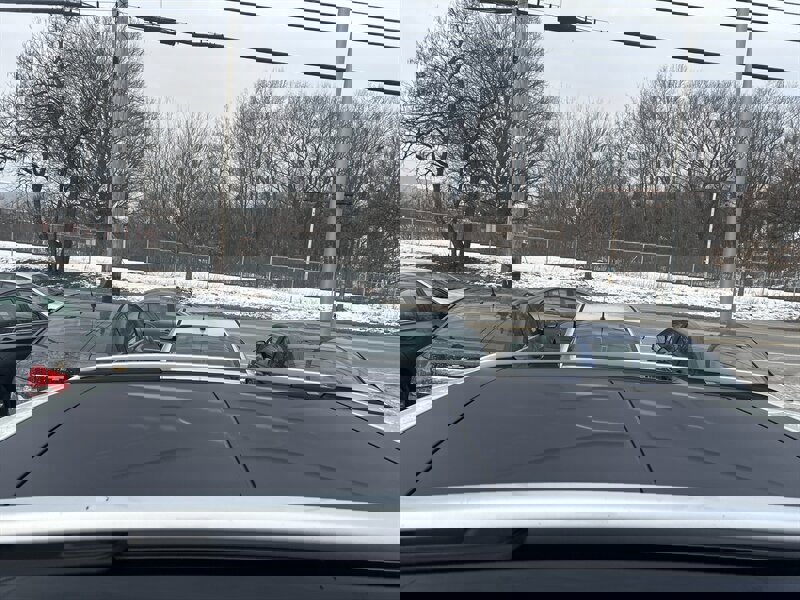 Used 2016 Jeep Renegade Limited image 8